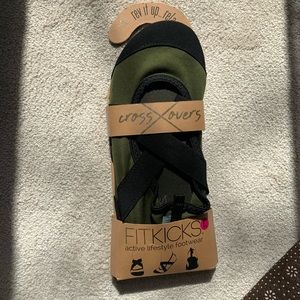 Women fitkicks shoes